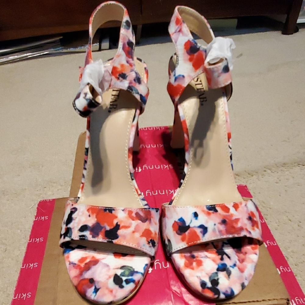 Floral heels